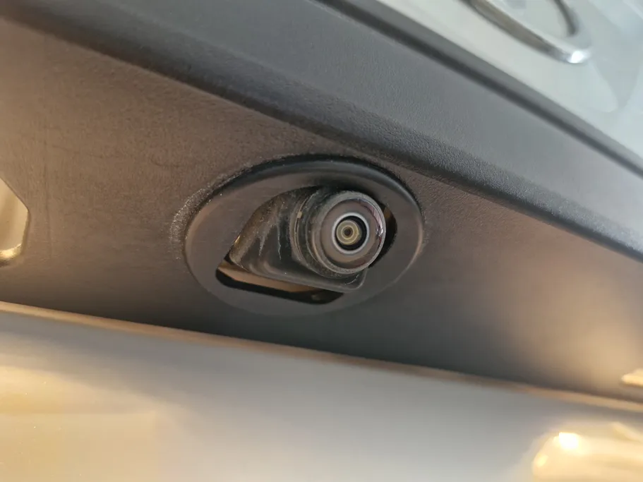 تويوتا يارس Y 2023 