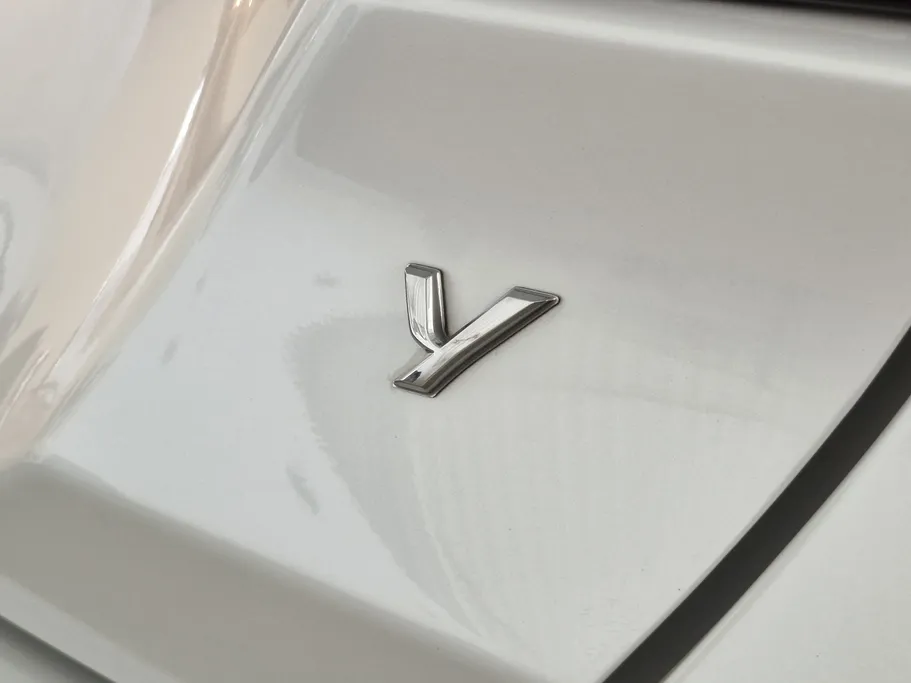 تويوتا يارس Y 2023 