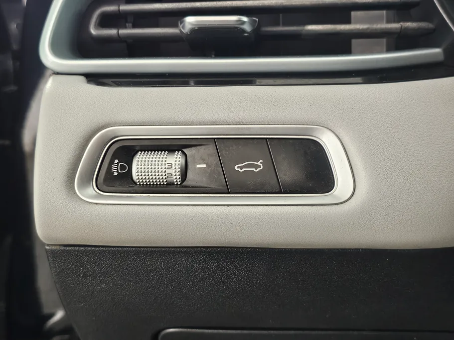 2023 Geely Emgrand GF 