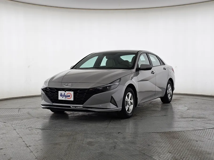 2022 Hyundai Elantra Smart 