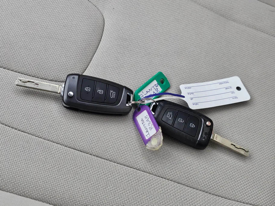 2022 Hyundai Elantra Smart 