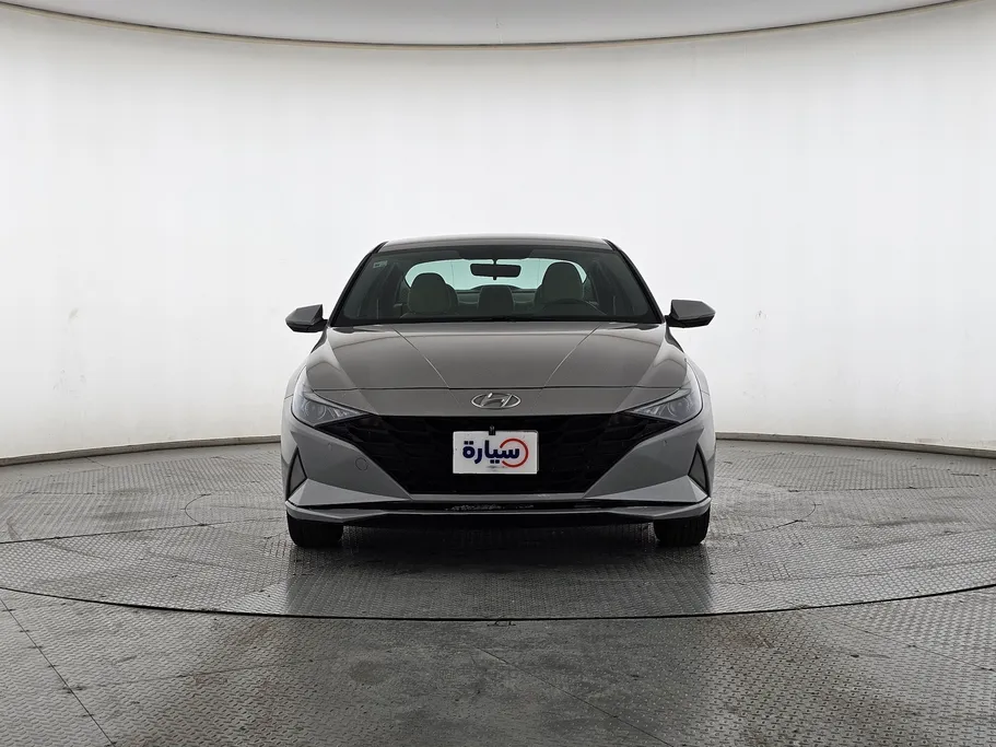 2022 Hyundai Elantra Smart 