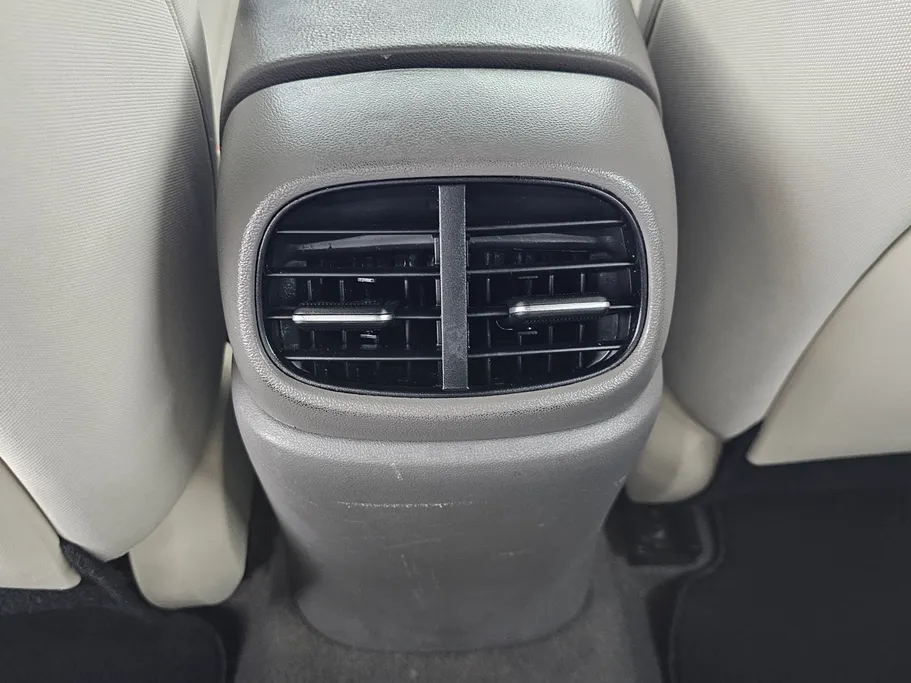 2022 Hyundai Elantra Smart 