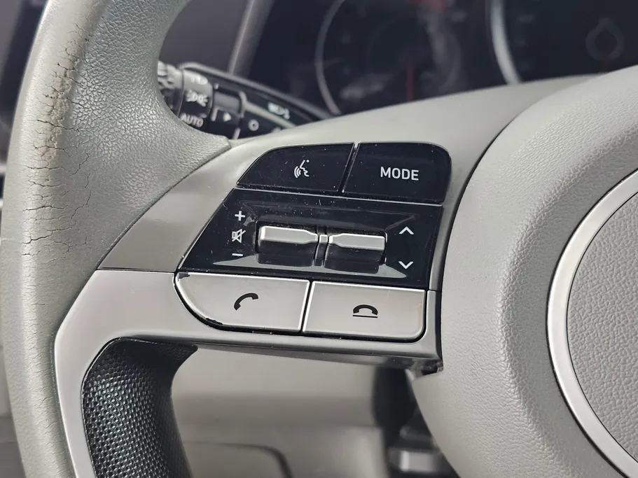 2022 Hyundai Elantra Smart 