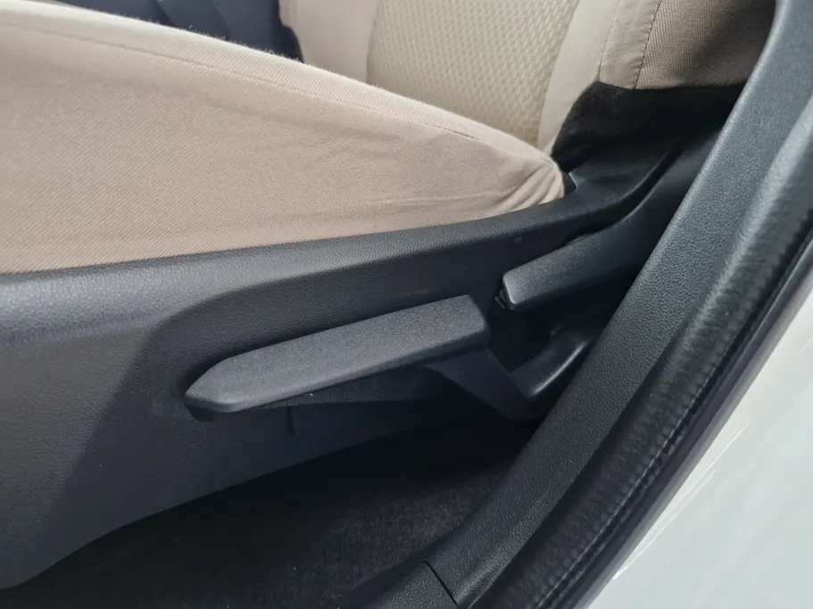 تويوتا يارس Y 2023 