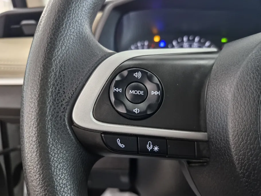 تويوتا يارس Y 2023 