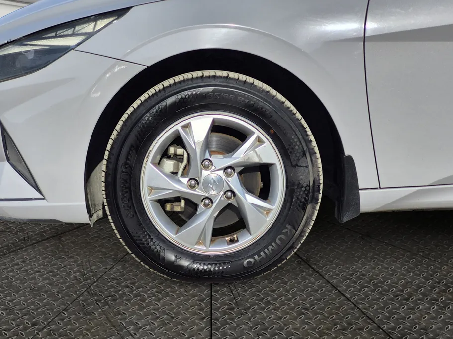 2022 Hyundai Elantra Fleet 