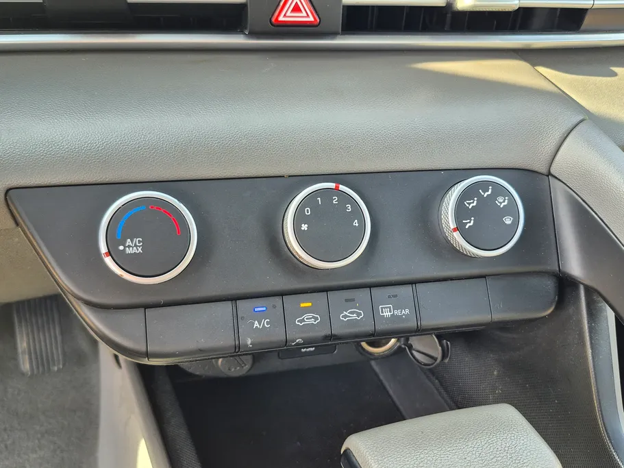 2022 Hyundai Elantra Fleet 