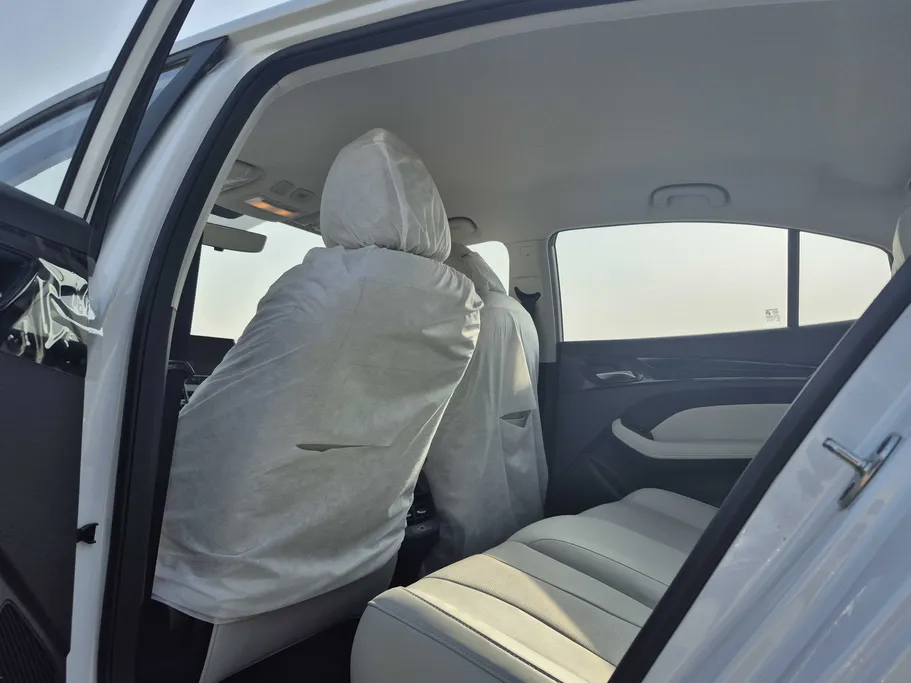 ام جي 5 ستاندر الشكل الجديد 2025 