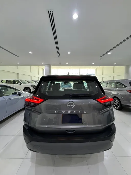 2025 Nissan Xtrail SV 