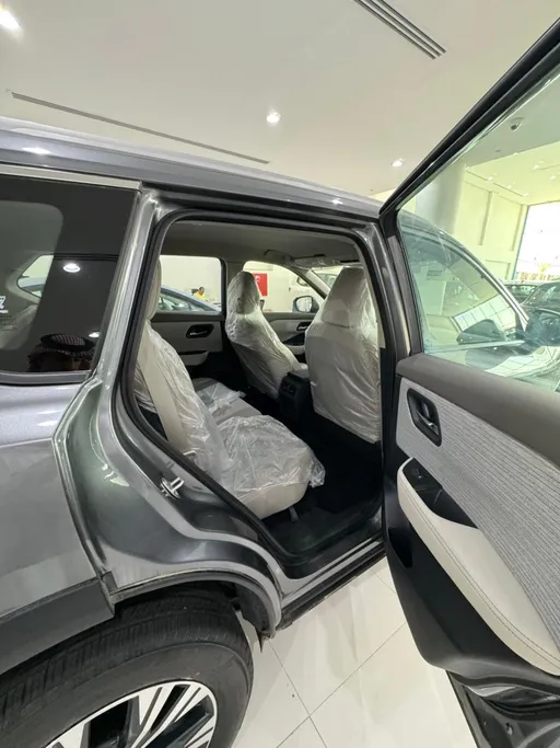 2025 Nissan Xtrail SV 