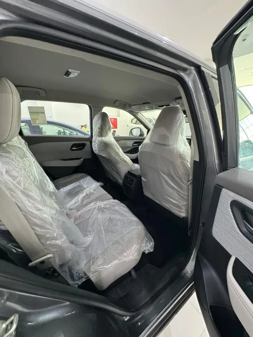 2025 Nissan Xtrail SV 