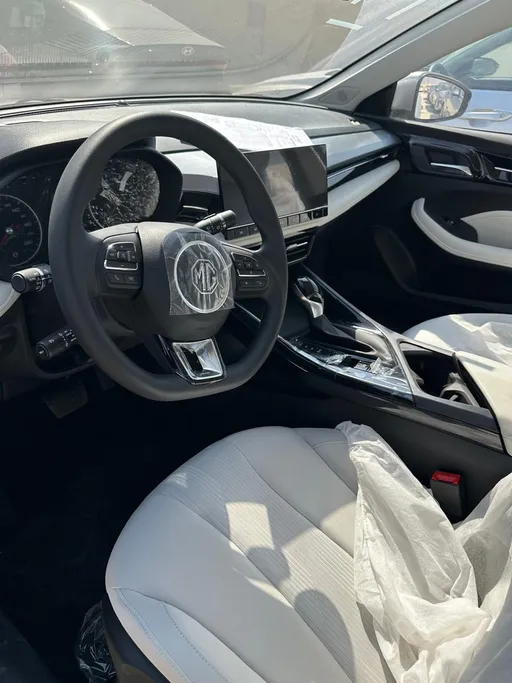 2025 MG 5 STD New Shape 