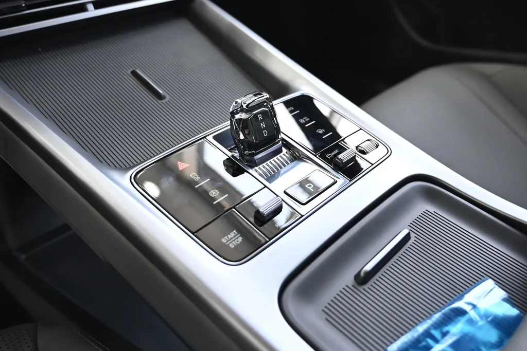 بي واي دي سيل 7 ديزاين 2026 