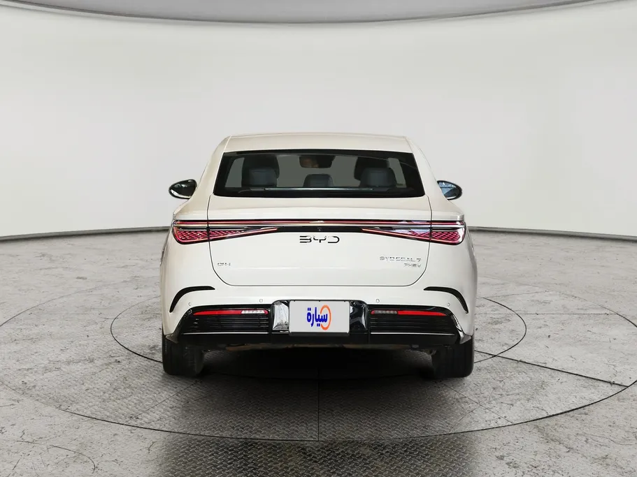 بي واي دي سيل 7 ديزاين 2026 