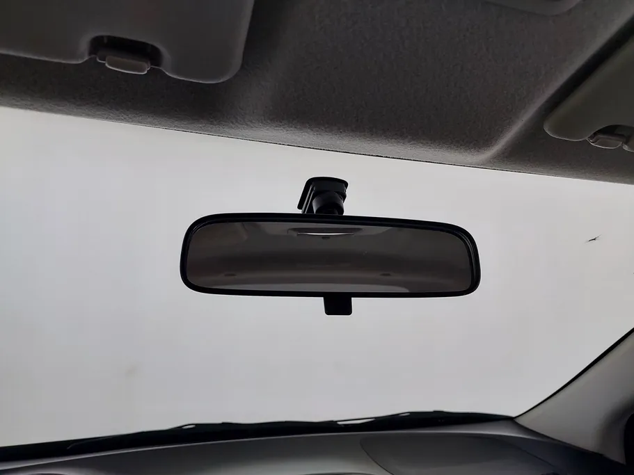 ميتسوبيشي اتراج L 2021 