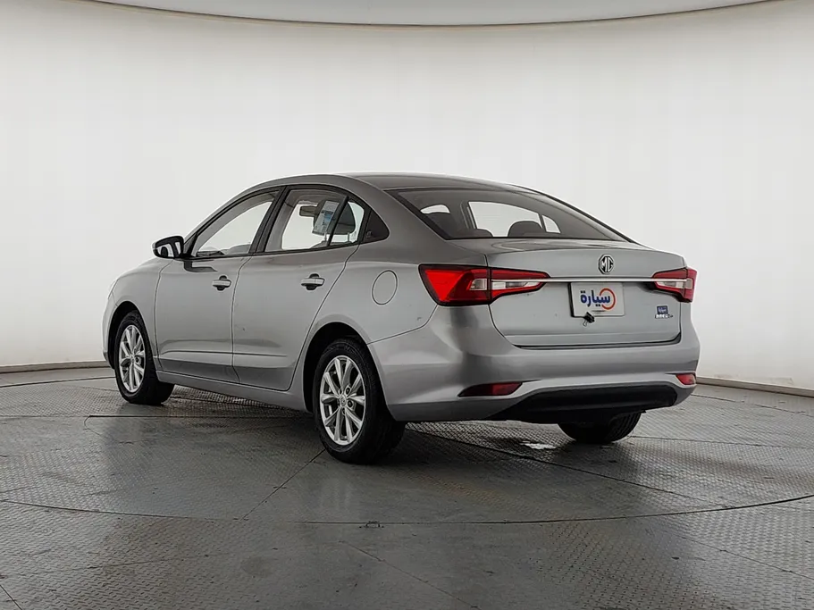 ام جي 5 STD 2022 