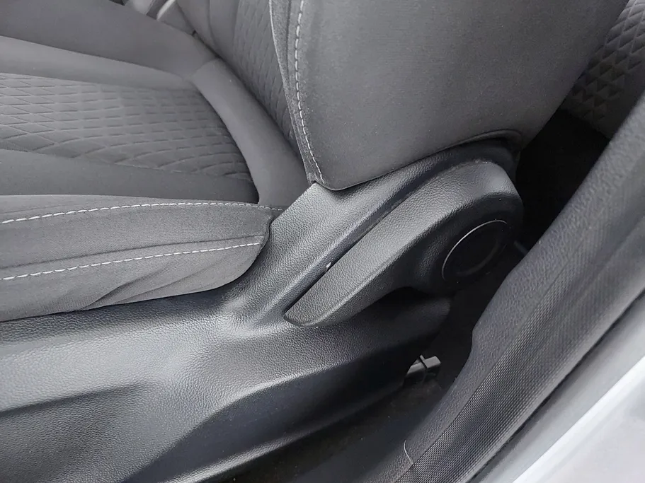 ام جي 5 STD 2022 