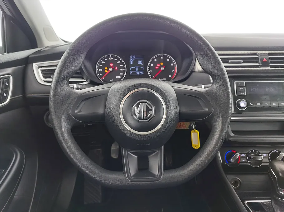 ام جي 5 STD 2022 