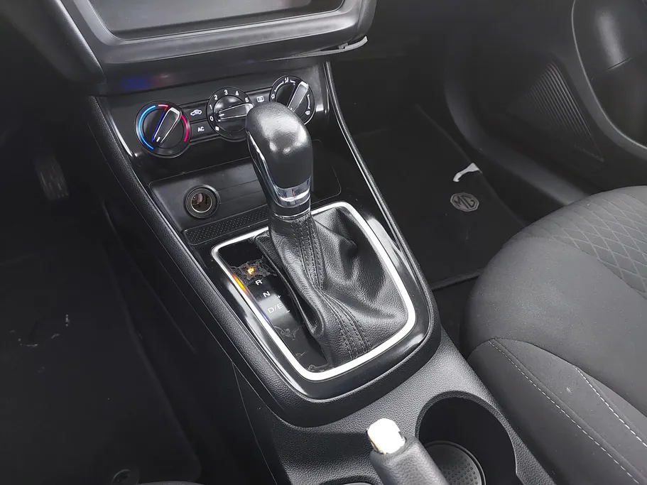 ام جي 5 STD 2022 