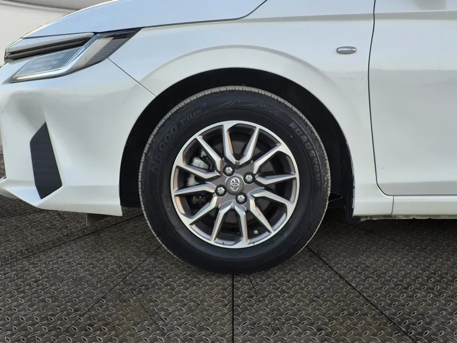 تويوتا يارس Y 2023 