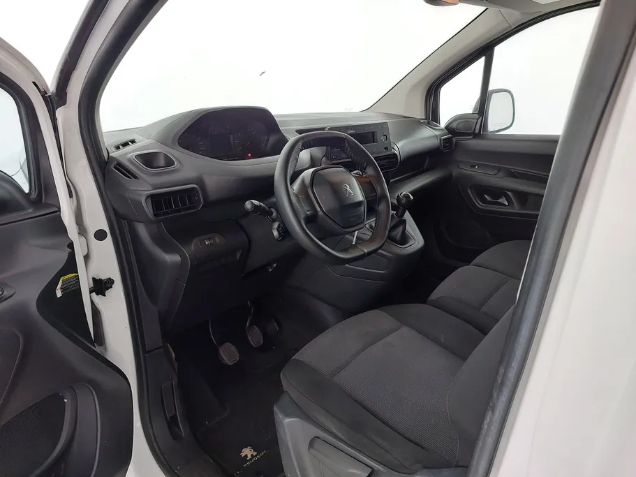 بيجو بارتنر Short van 2022 