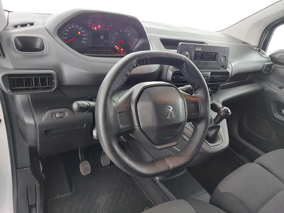 بيجو بارتنر Short van 2022 