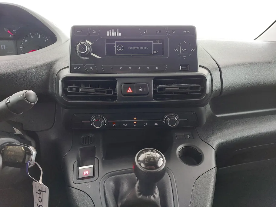 بيجو بارتنر Short van 2022 