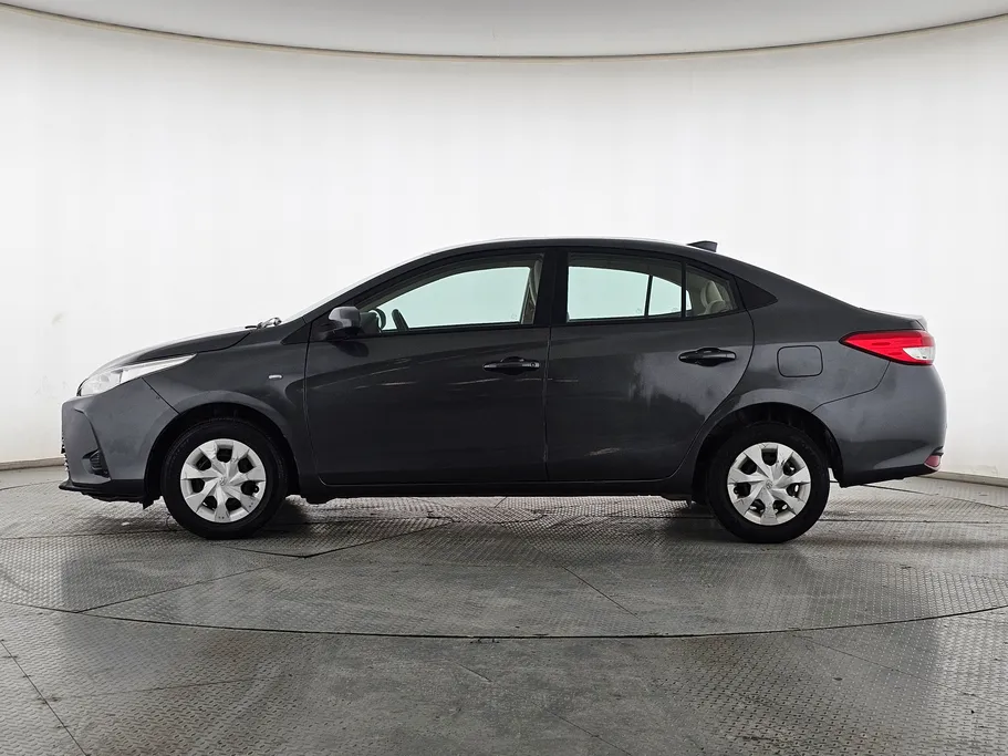 تويوتا يارس Y 2022 