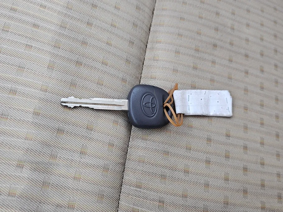 تويوتا يارس Y 2022 