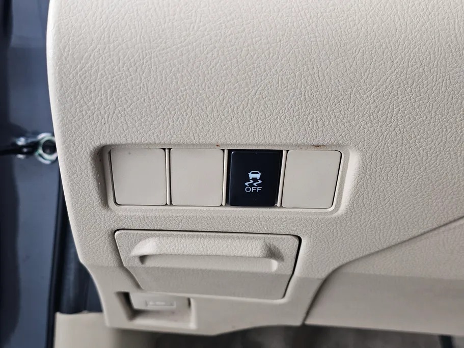 تويوتا يارس Y 2022 