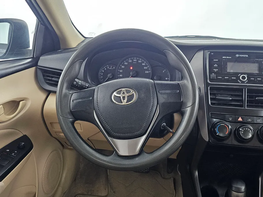 تويوتا يارس Y 2022 