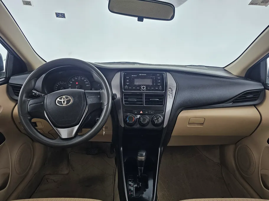 تويوتا يارس Y 2022 