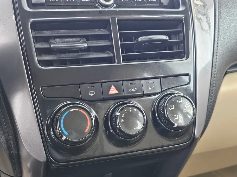 تويوتا يارس Y 2022 