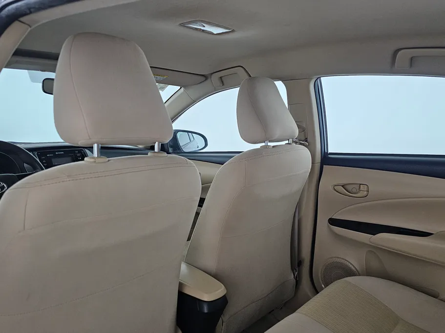 تويوتا يارس Y 2022 