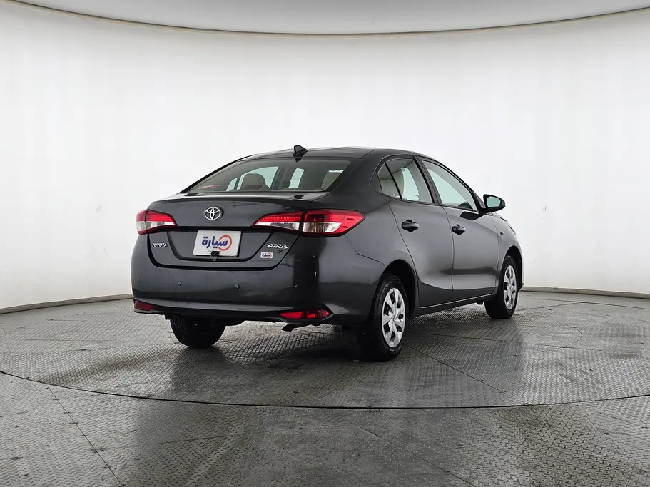 تويوتا يارس Y 2022 