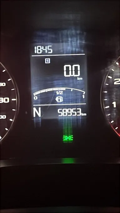 ام جي 5 STD 2022 