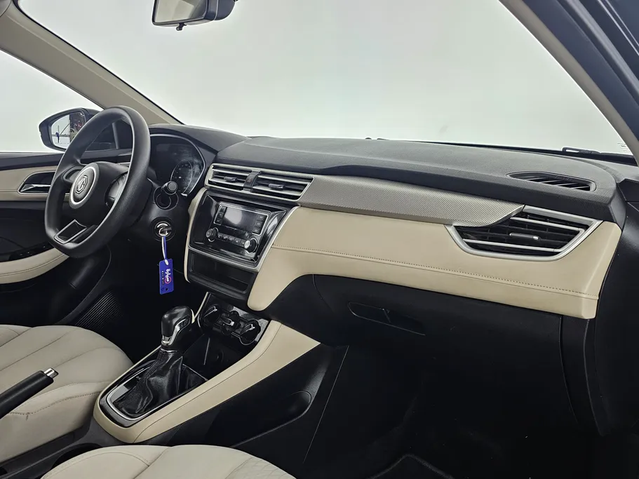 ام جي 5 STD 2022 