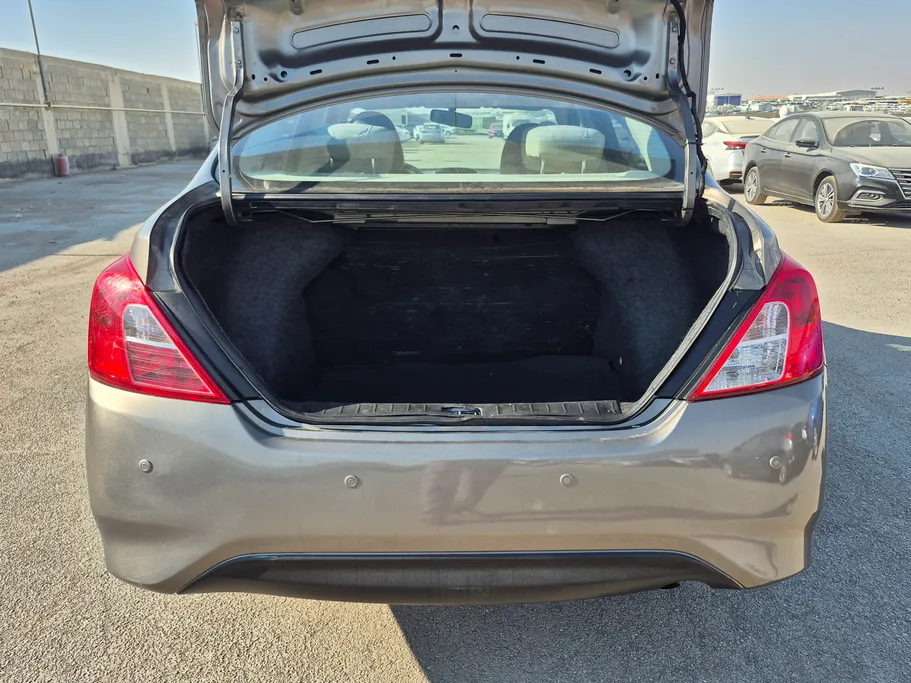 2022 Nissan Sunny Classic 