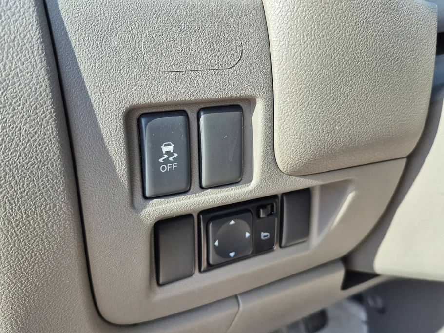 2022 Nissan Sunny Classic 