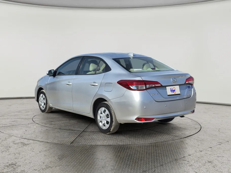 2021 Toyota Yaris  Y 