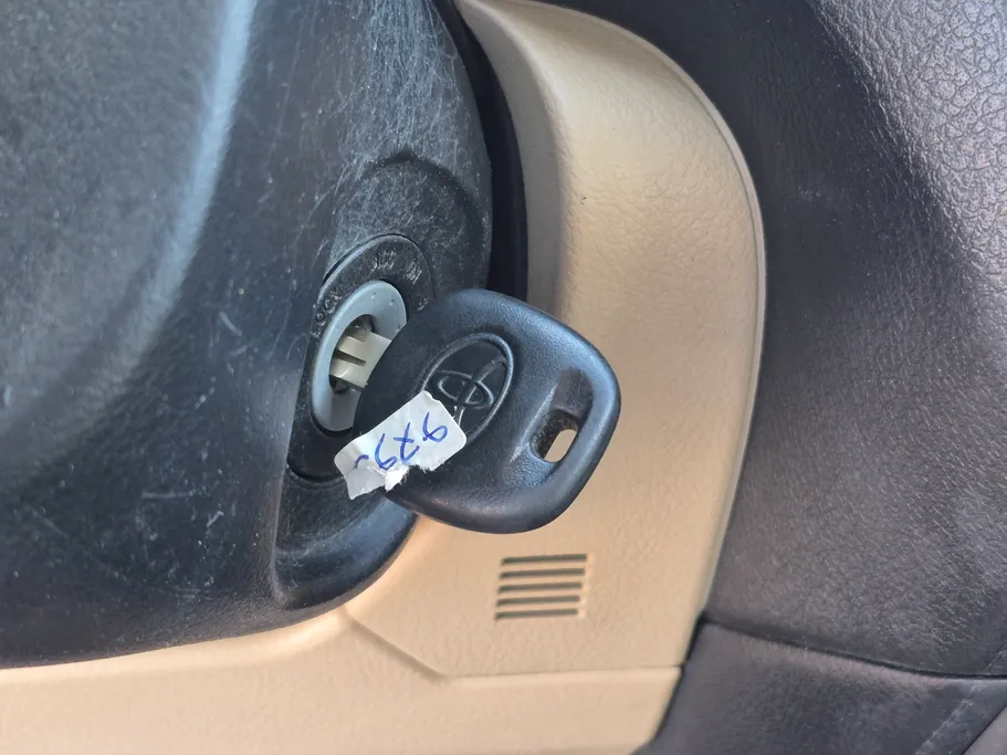 2021 Toyota Yaris  Y 