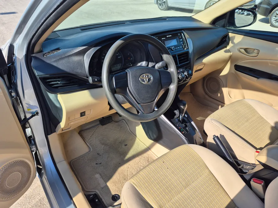 2021 Toyota Yaris  Y 