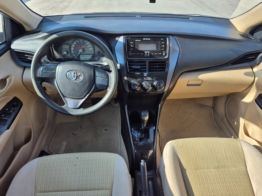 2021 Toyota Yaris  Y 