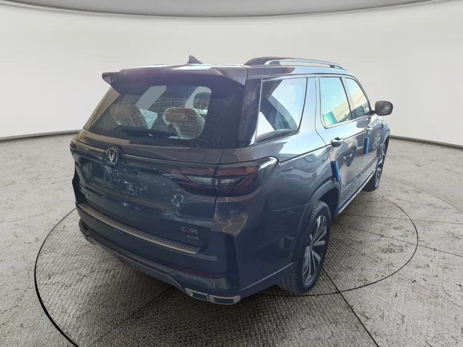 شانجان CS95 Platinum 2026 