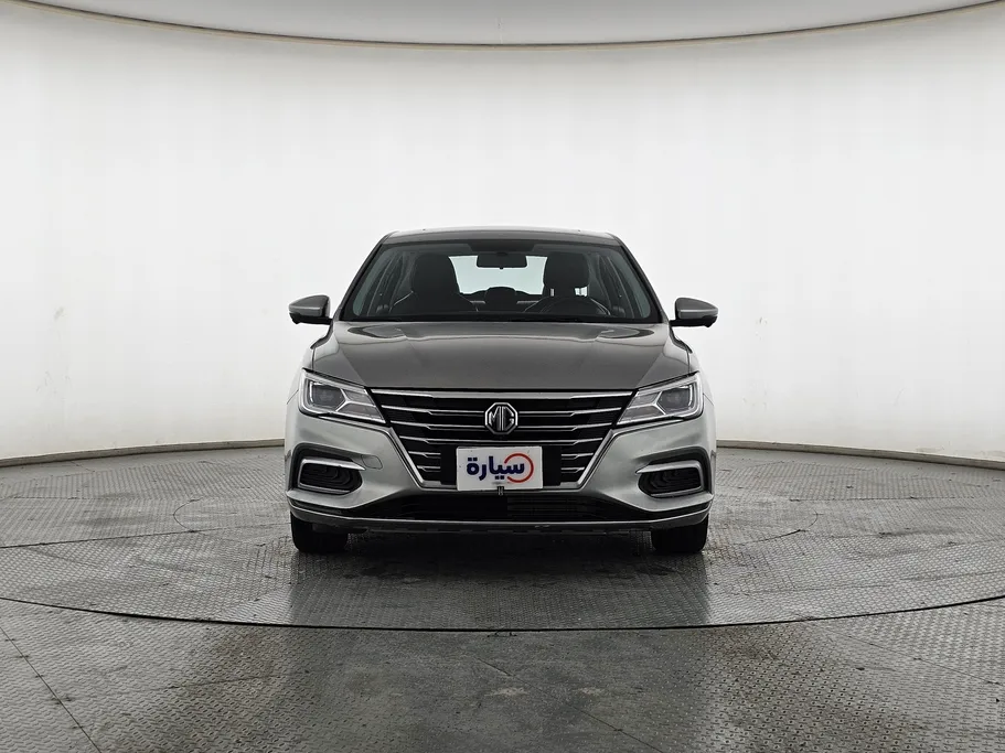 ام جي 5 LUX 2023 