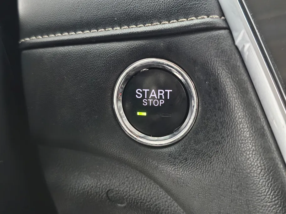 ام جي 5 LUX 2023 