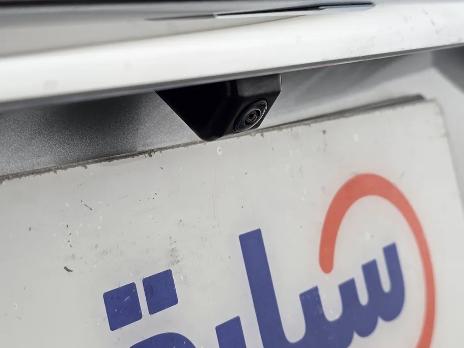 ام جي 5 LUX 2023 