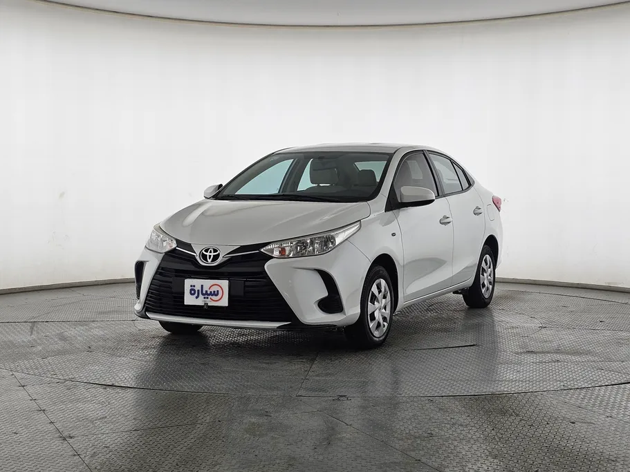 2021 Toyota Yaris  Y 