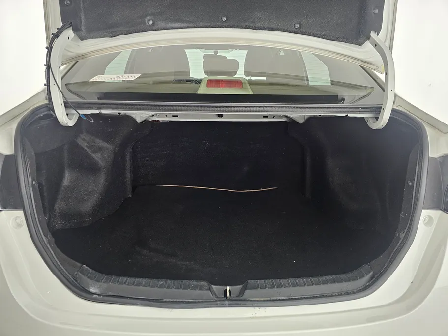 2021 Toyota Yaris  Y 